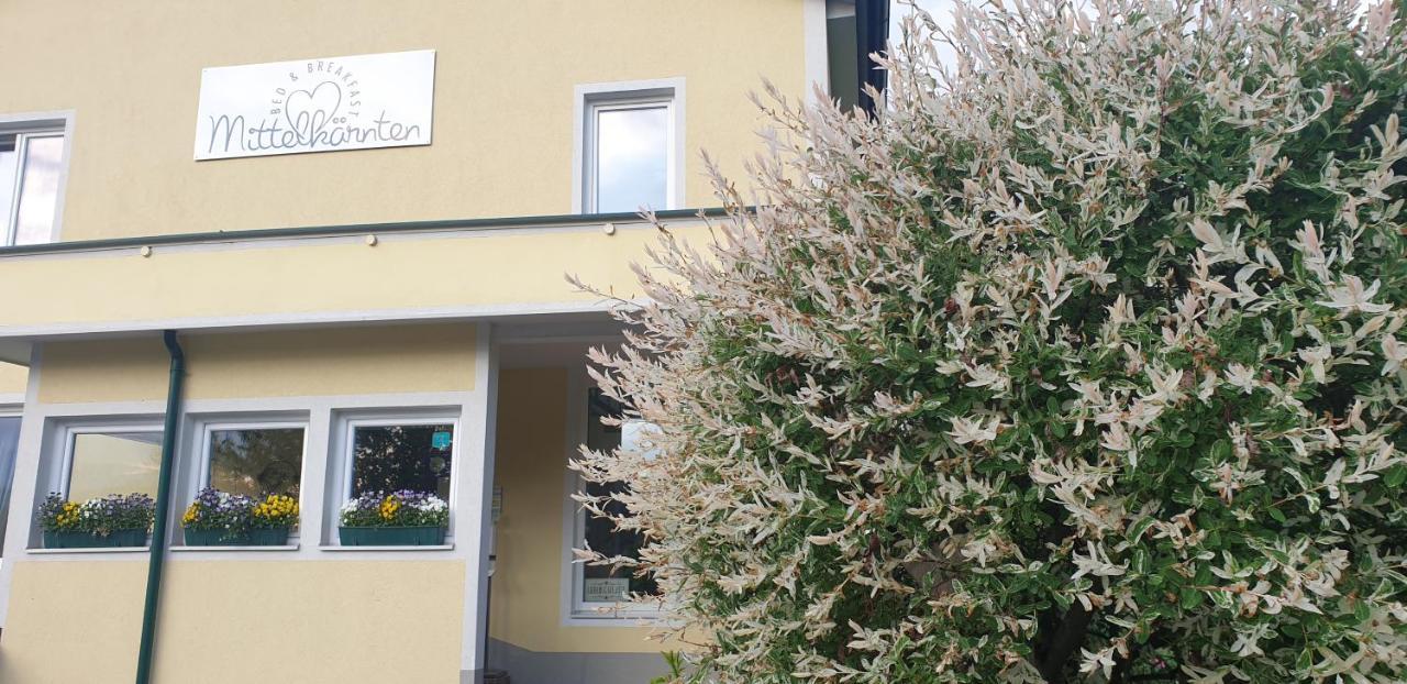 Bed And Breakfast Mittelkaernten Althofen  エクステリア 写真
