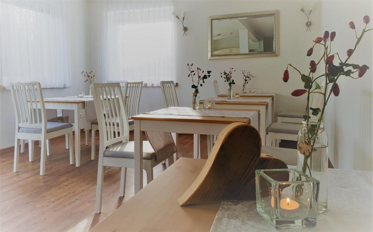 Bed And Breakfast Mittelkaernten Althofen  エクステリア 写真