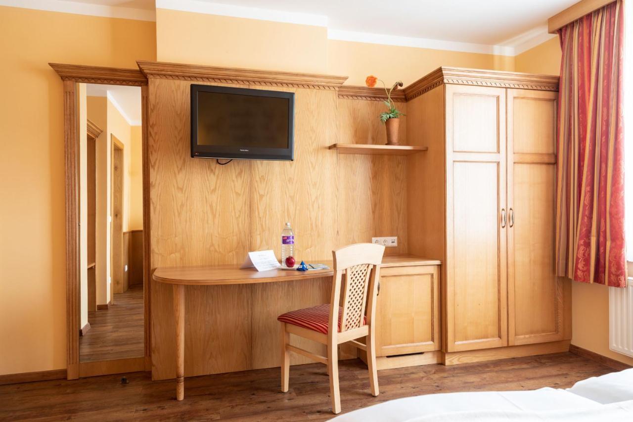 Bed And Breakfast Mittelkaernten Althofen  エクステリア 写真