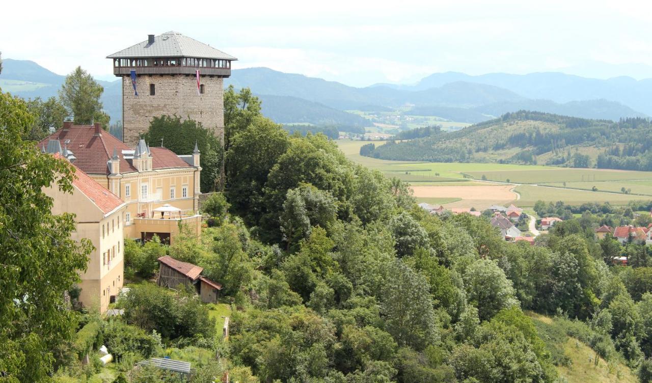 Bed And Breakfast Mittelkaernten Althofen  エクステリア 写真