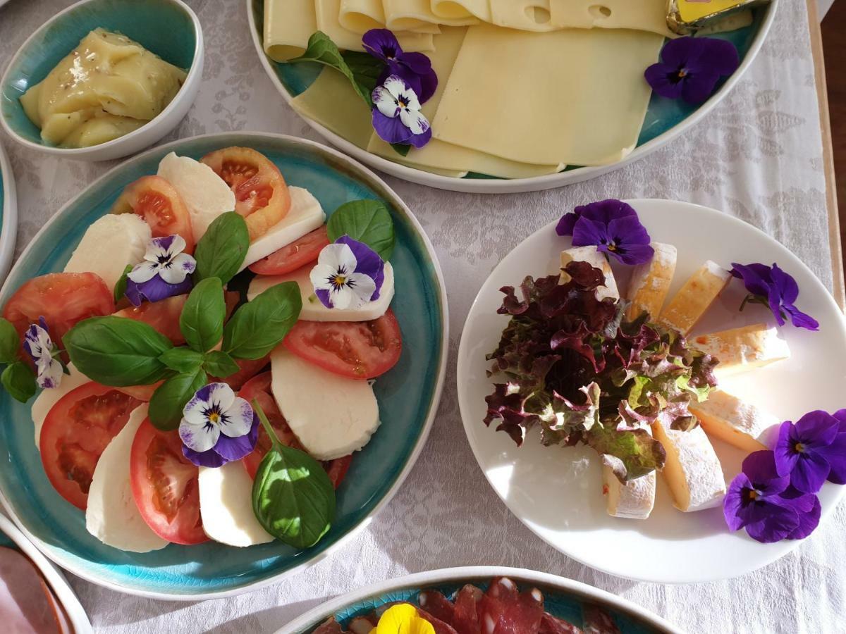 Bed And Breakfast Mittelkaernten Althofen  エクステリア 写真