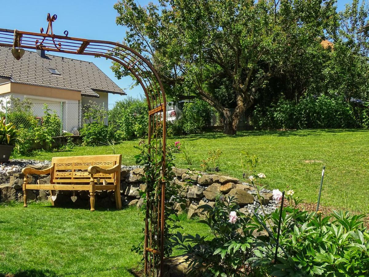 Bed And Breakfast Mittelkaernten Althofen  エクステリア 写真