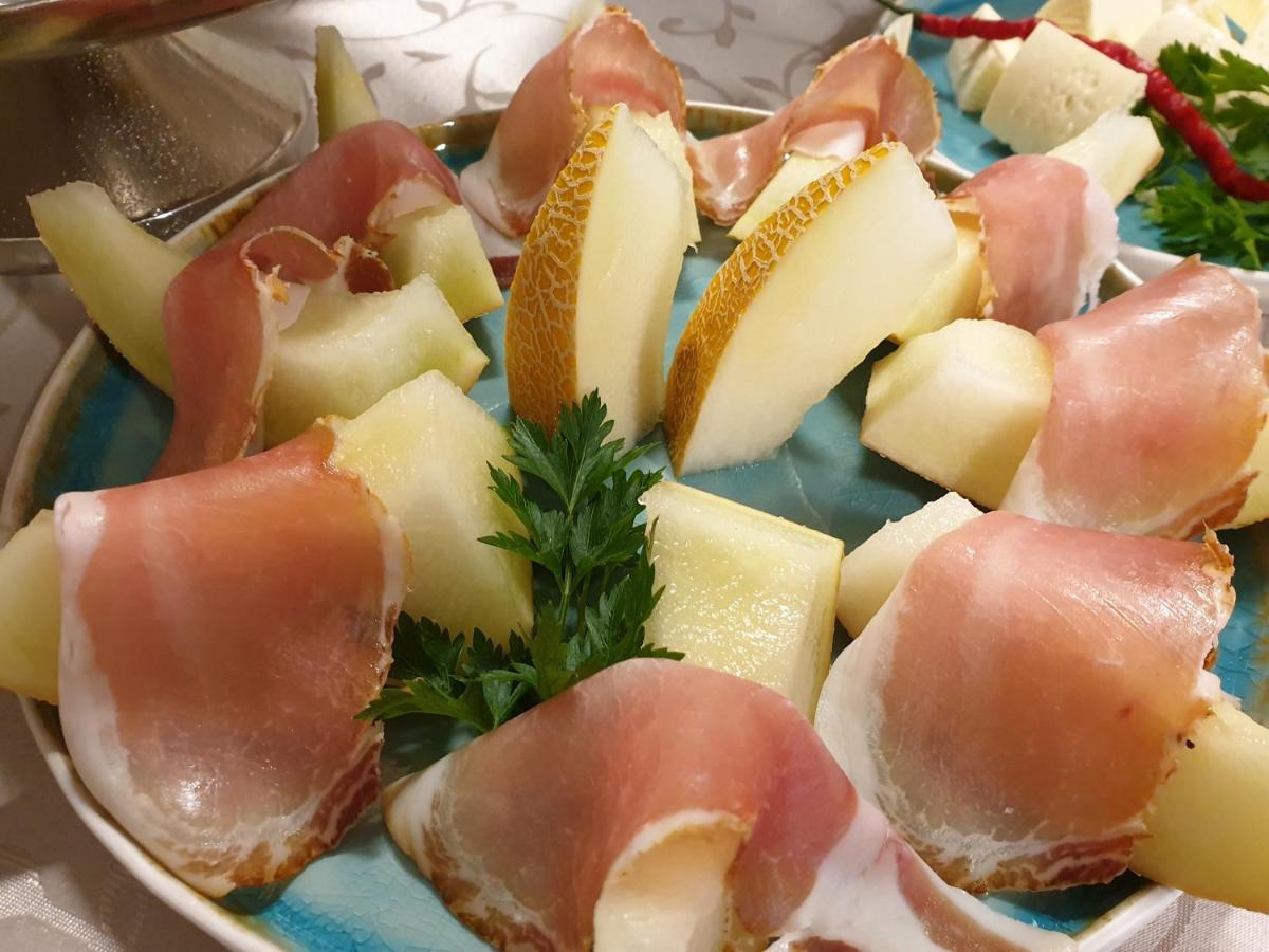 Bed And Breakfast Mittelkaernten Althofen  エクステリア 写真