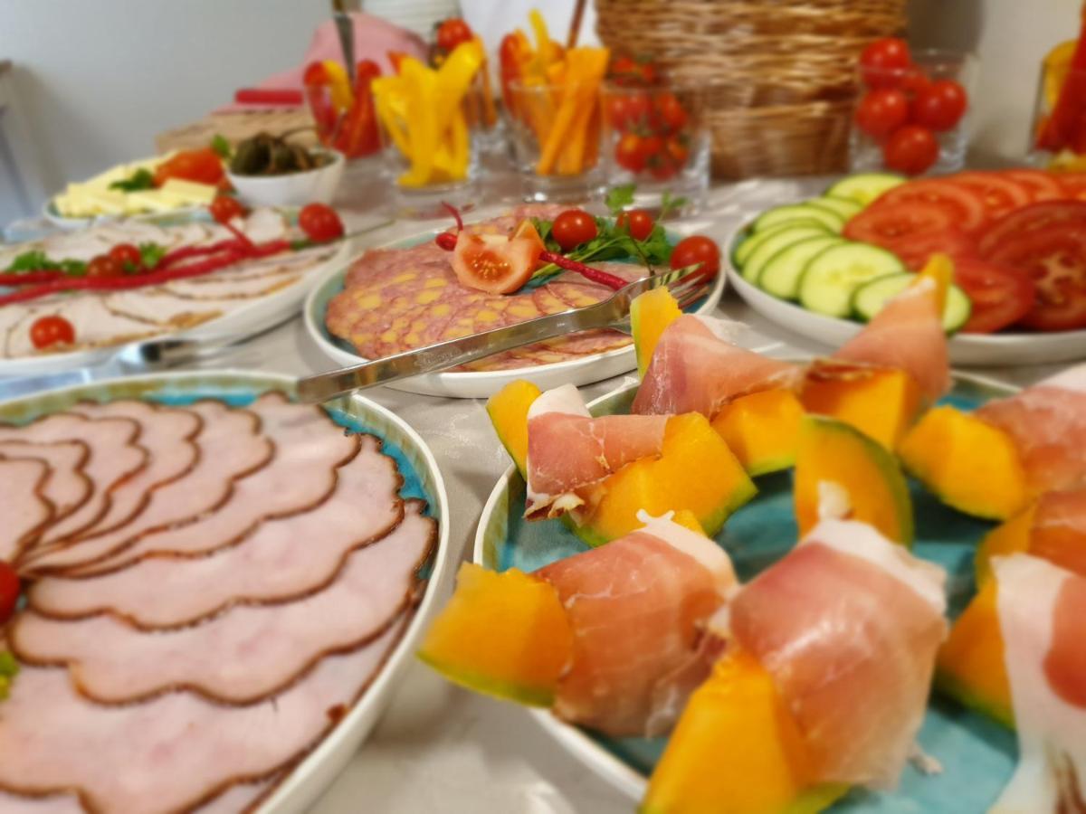 Bed And Breakfast Mittelkaernten Althofen  エクステリア 写真